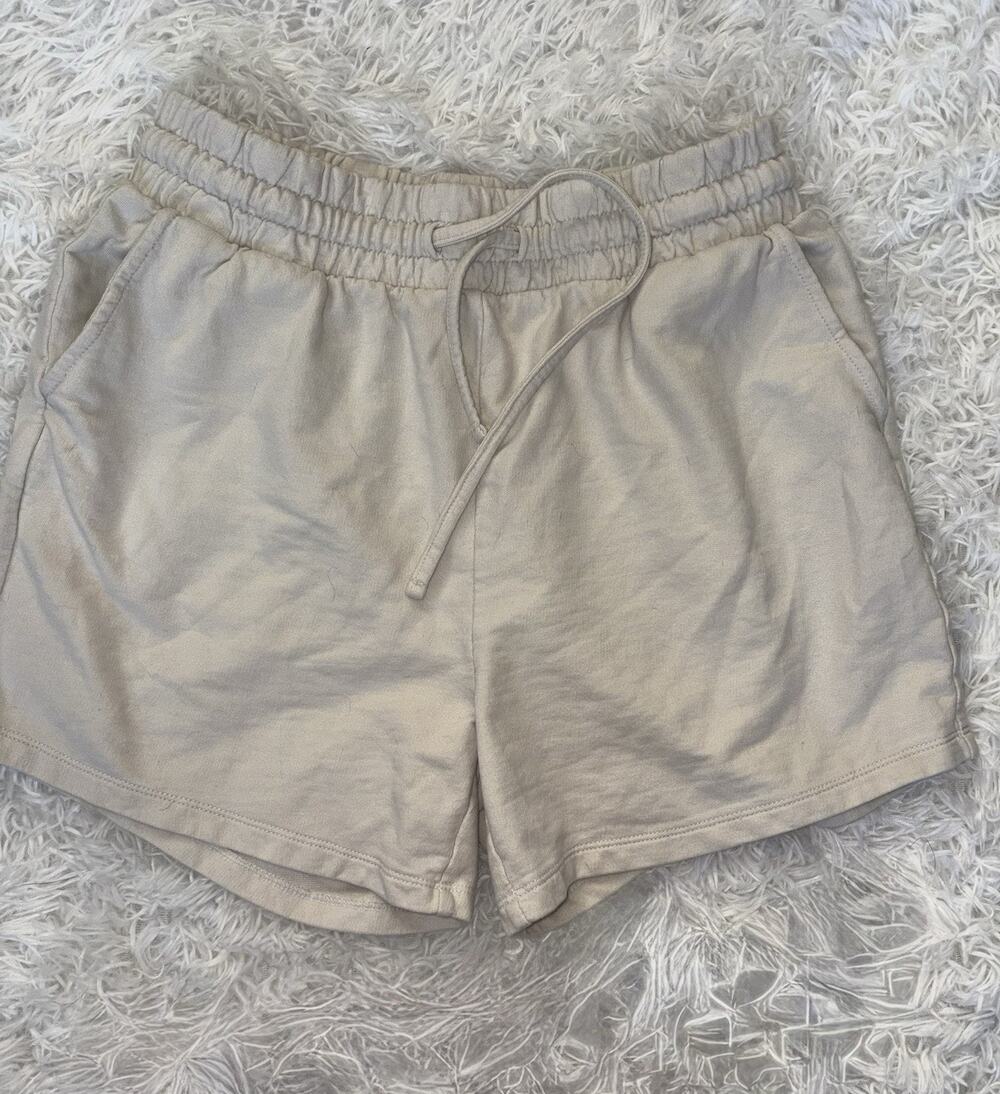 Zenana Women’s L Deep Cream Knit Shorts. Comf, Exc. Quality